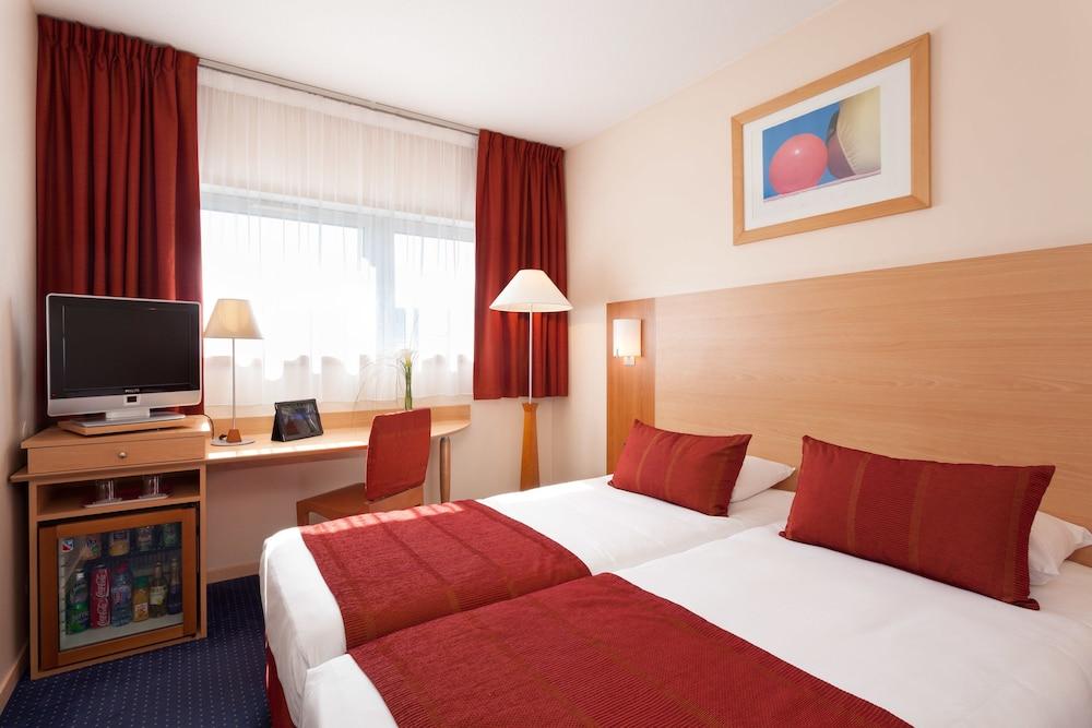 Hotel Forest Hill Meudon Velizy Luaran gambar